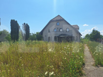Casa individuala renovabila, de vanzare, cu 5 camere, 5000 m