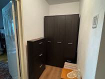 Vand apartament cu 4 camere