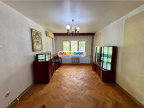 APARTAMENT 3 CAMERE - DECOMANDAT - ZONA ULTRACENTRAL, PLOIE