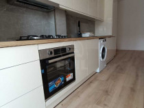 Apartament cu 3 camere,Eroilor,finisat, partial mobilat si utilat