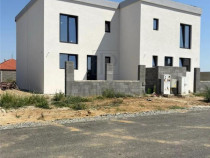 Duplex modern - personalizare interioara - toate utilitatile