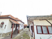 Casă cu teren generos, &icirc;n centrul comunei Mușetești