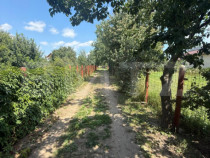 Casă 60 mp + Teren 2150 mp, zona Burdujeni