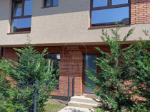 Casa cuplata de vanzare