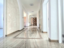 Spatiu comercial central 240 mp