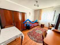 Apartament cu o camera, decomandat, etajul 2, zona Metalurgi