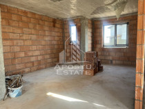 Duplex P+E, despartire prin camera tehnica, 4 camere, in ...