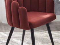 Scaune noi de la mobexpert