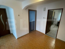 Apartament spațios, 3 camere decomandate, zona Observatorul