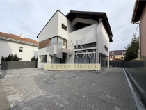 Vila P 1 M, 9 camere, 600 mp, stradal Pipera