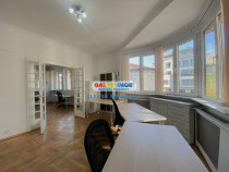 Apartament 5 camere ideal activitati birou zona Pta Romana