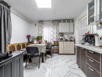 Șansă pentru familie mare apartament la casă, cu teren...