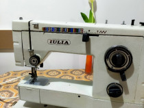 2 Mașini de cusut electrice Marca: Iulia (Cugir).