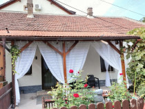 Proprietar apartament cu 3 camere la curte comună Mehala