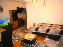 Garsoniera de inchiriat in zona 13 Septembrie