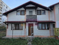Casa de vanzare cu 3 camere in Campina