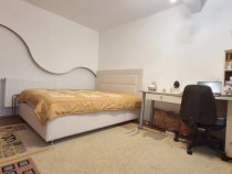 Apartament 2 camere, decomandat - zona Schei