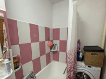 Obor garsoniera la metrou