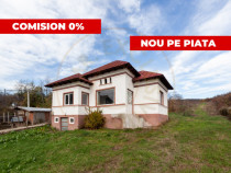 Casa la tara cu teren generos in zona Calinesti-Ciocanesti -