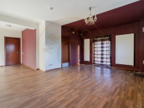 Apartament spațios în vilă – 217 mp utili, Tunari!