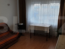 Apartament decomandat - Langa Liceul Ecaterina