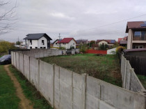 Teren intravilan 812 mp, cu două fronturi generoase, zona P