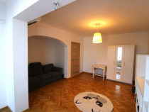 Apartament cu 3 camere in Centru langa Banca Nationala