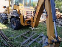 Buldoexcavator WOLF an 2020 cu doar 100 ore