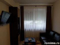 Amzei- doua camere semidecomandat