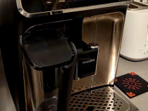 Espressor automat Philips LatteGo Seria 5400