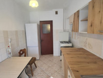 Apartament cu 2 camere decomandat | Str Garii