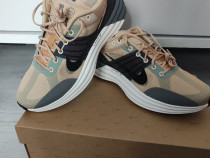 Adidași Nike Lunar