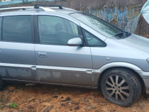 Dezmembrez opel zafira a