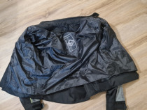 Geaca de protecție pentru motociclisti