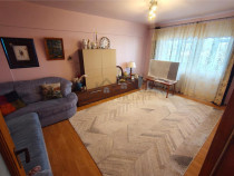 Apartament 4 camere zona Nicolina - Rond Vechi