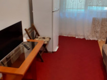 Proprietar, &icirc;nchiriez garsonieră mobilată si utilată