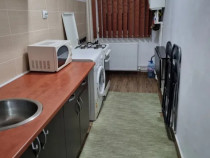 Garsoniera decomandata, mobilata și utilata, centrala proprie