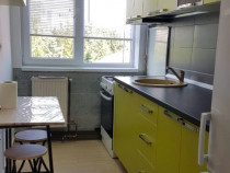 De &icirc;nchiriat apartament 2 camere R&acirc;mnicu V&acirc;lcea