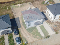 Casa cu 4 camere de vanzare, Jucu de Sus, Frasinului Nr.6...