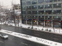 Apartament 2 camere, Piata Victoriei, metrou, utilat, mobilat complet