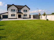 Casă modernă, 5 camere, Cristian, jud. Brașov, curte mare