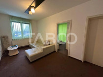 Apartament de vanzare 2 camere etaj 1 boxa depozitare zona S