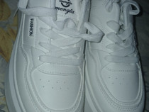Women's sneakers White