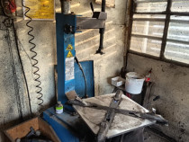 Mașină dejantat lincos