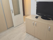 Inchiriez garsoniera in Deva, zona Dacia, etaj 2, situata pe mijloc,