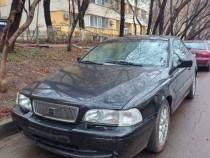 Volvo C70 2,4T 240cp