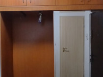 Dulap foarte &icirc;ncăpător