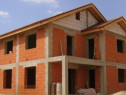 Firma executam constructii de case si hale industriale
