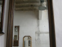 Oglinda veche din cristal cu rama de lemn