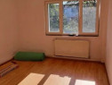 APARTAMENT 4 CAMERE, SEMIDECOMANDAT, PODU ROS,ETAJ INTERMEDI